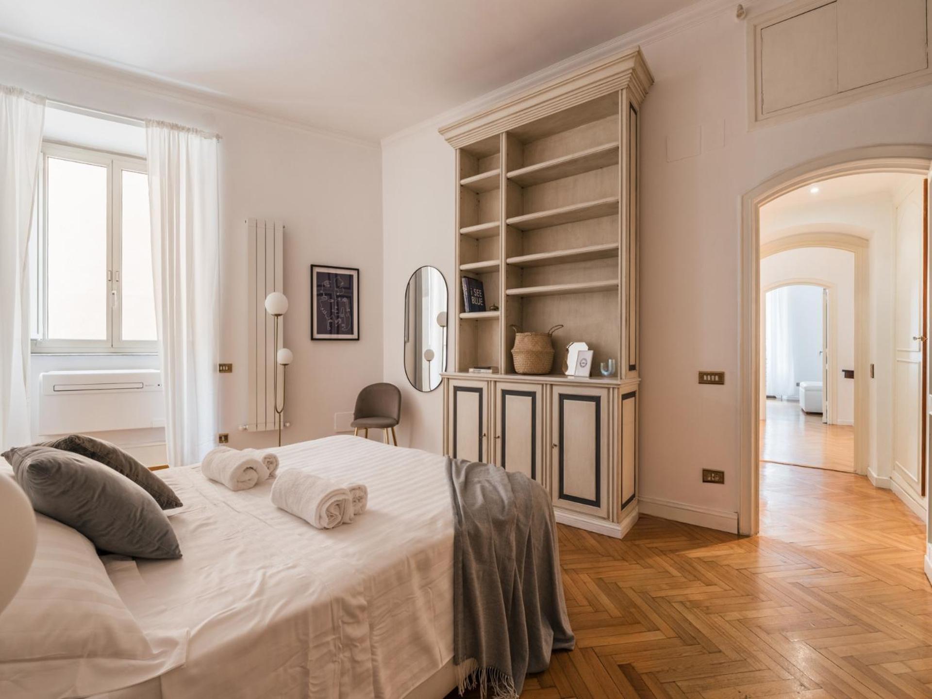 Appartement The Rent - Splendid Three-bedroom Near The Trevi Fountain *