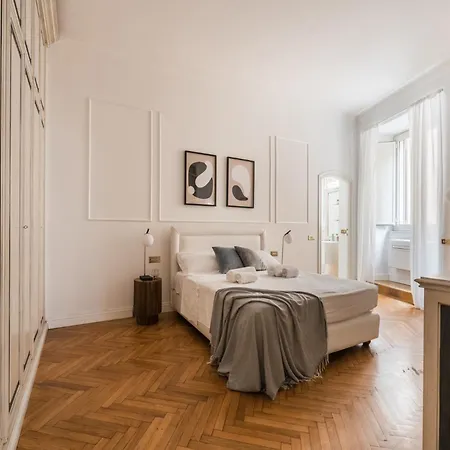 The Best Rent - Splendid Three-Bedroom Apartment Near The Trevi Fountain Rom Exterior foto