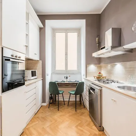 The Best Rent - Splendid Three-Bedroom Apartment Near The Trevi Fountain Rom Exterior foto